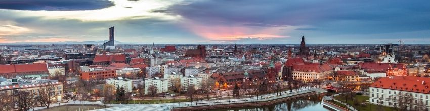 Central and Eastern Europe Outlook 2023: growth falters, EU funding crucial as debt payments rise